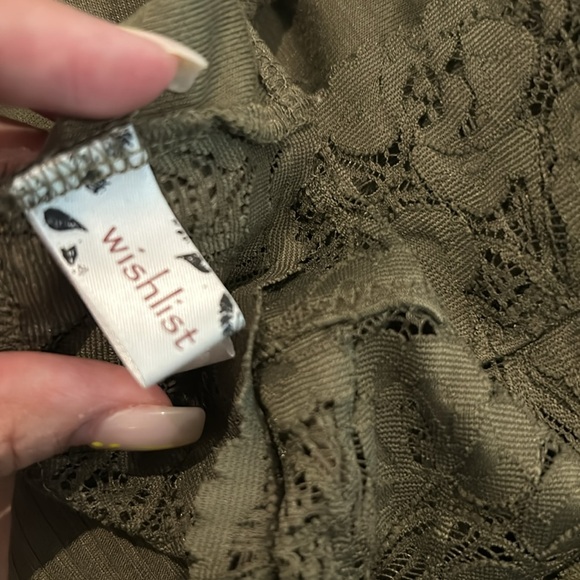 WISHLIST Seamless Bralette Size Large in Color
OLIVE - Picture 4 of 5